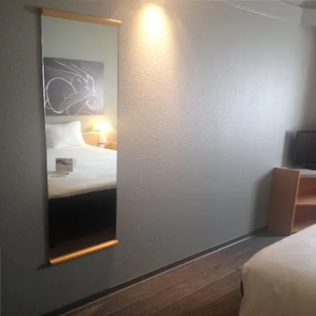Ibis Sud Hotell 3*