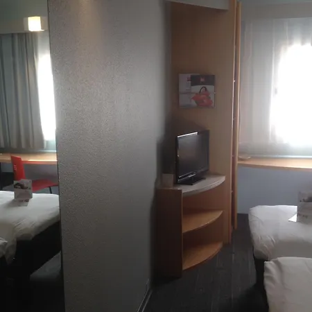 Ibis Sud Hotell 3*