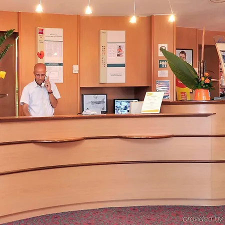Ibis Sud Hotell 3*